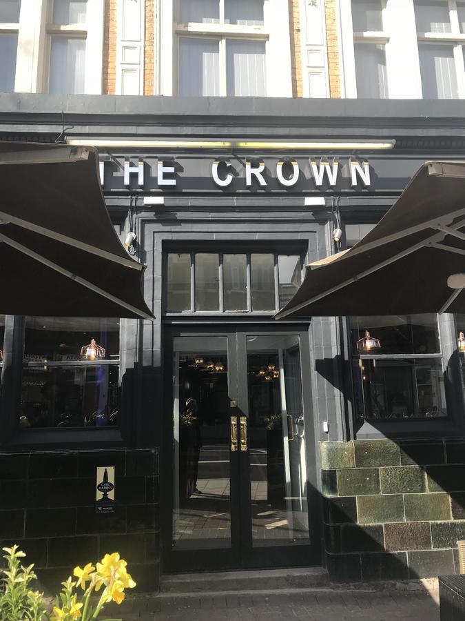 Publove @ The Crown, Battersea Londyn Zewnętrze zdjęcie